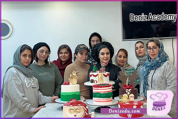 آموزش کیک تولد ساده و زیبا