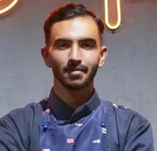 رزومه استاد دانیال منصوری