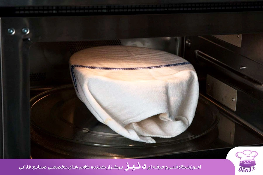 طرز تهیه گاناش شکلاتی در مایکروویو