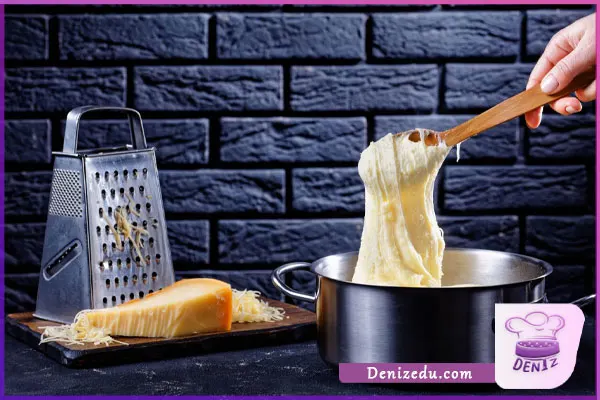 اضافه کردن پنیر و طعم دهی، تهیه پاستا آلفردو رژیمی