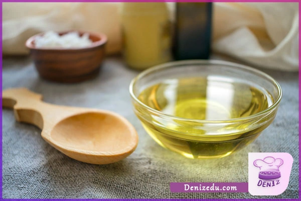 اضافه کردن روغن و پوره یخ