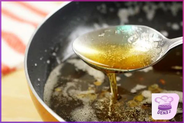 روش قاشق سرد، برای گرفتن روغن اضافی خورشت