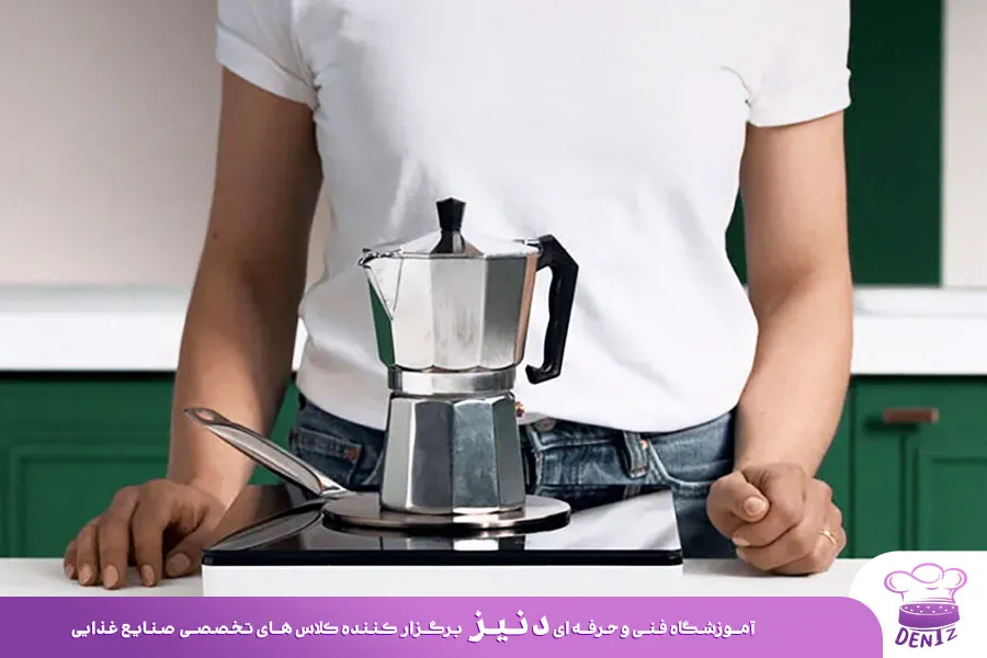 تهیه آمریکانو با موکاپات