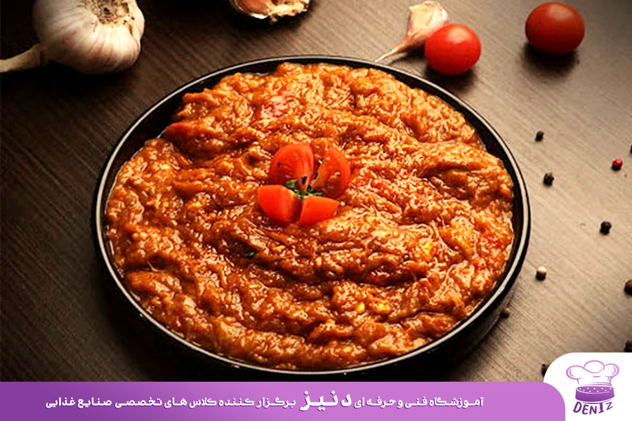 میرزا قاسمی یک غذای خوشمزه با بادمجان